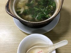 -小许三鲜砂锅馄饨店(家多乐烟酒店)