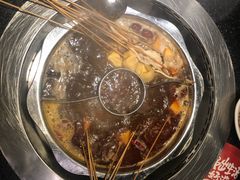 -佰人王串串香火锅(洋珠巷店)