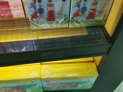 -日上免税店(三径路t3店)
