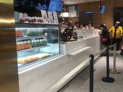 -奈雪的茶(湖滨银泰in77C区PRO店)