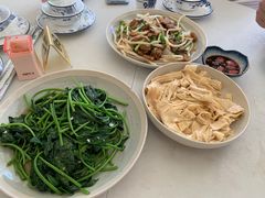 -竹语饭香·原生态农庄·烧鸡·竹筒饭·河鲜(森林海白水寨店)
