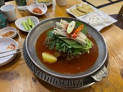 -喇喇排骨火锅·传统韩式脊骨汤(望京西园总店)