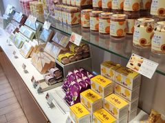 -好利来(八角店)