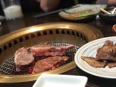 -山川小町·极番烧肉(新地假日广场店)