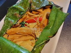 香蕉叶包烧野生菌-南蛮子(进贤路店)