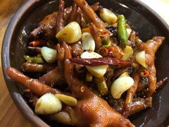 烧大鸡脚-老三样·美食研究中心(世贸路店)