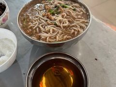 -正宗杨记普洱酸醋米线(总店)