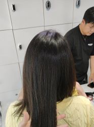 -镁连社·美联社
