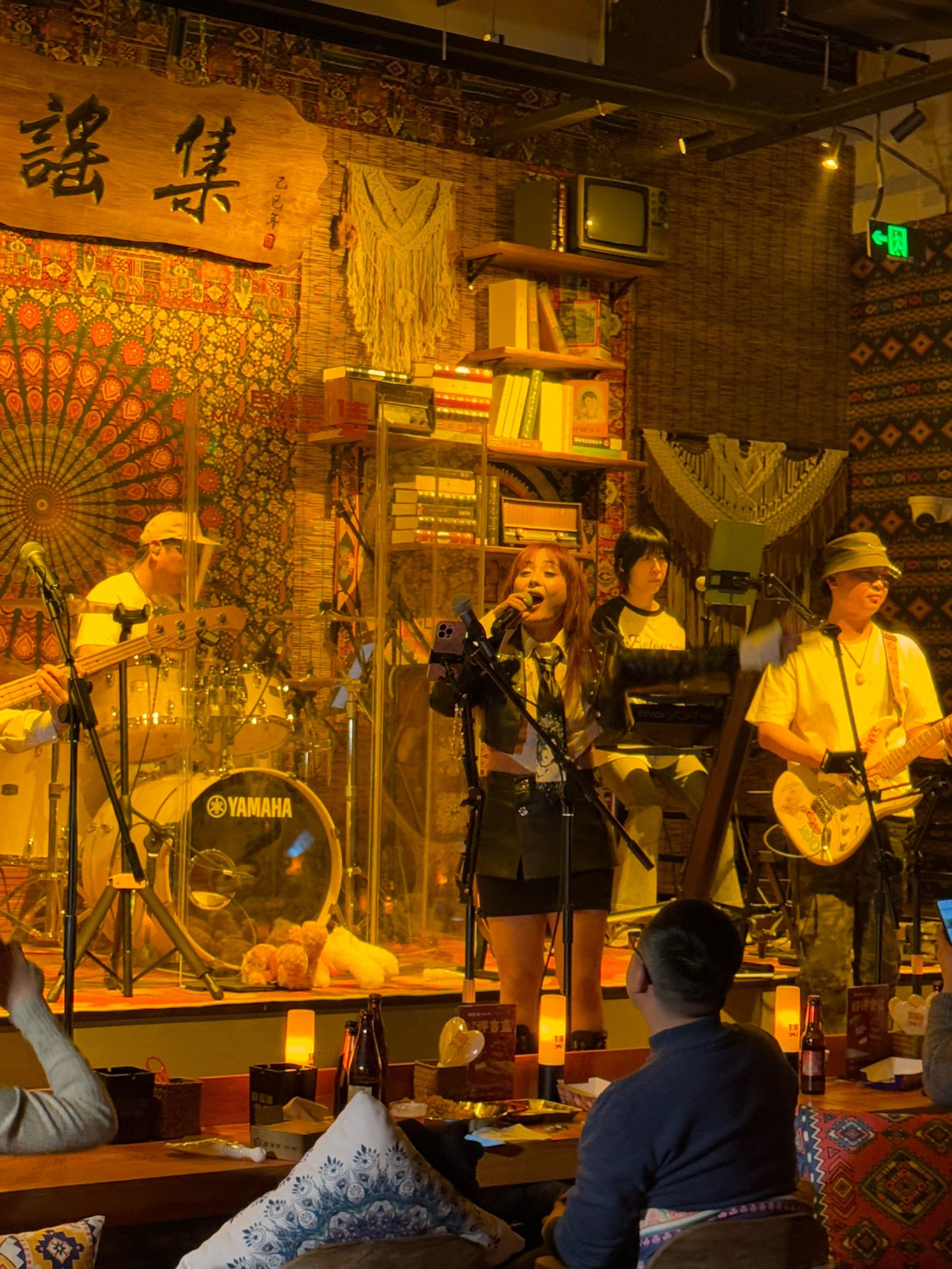 西安酒吧夜兼职哪里找