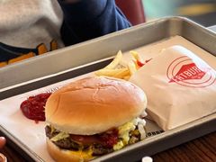 -FATBURGER 特富客汉堡(外交公寓店)