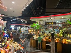 -四海一家自助餐(益田假日广场店)