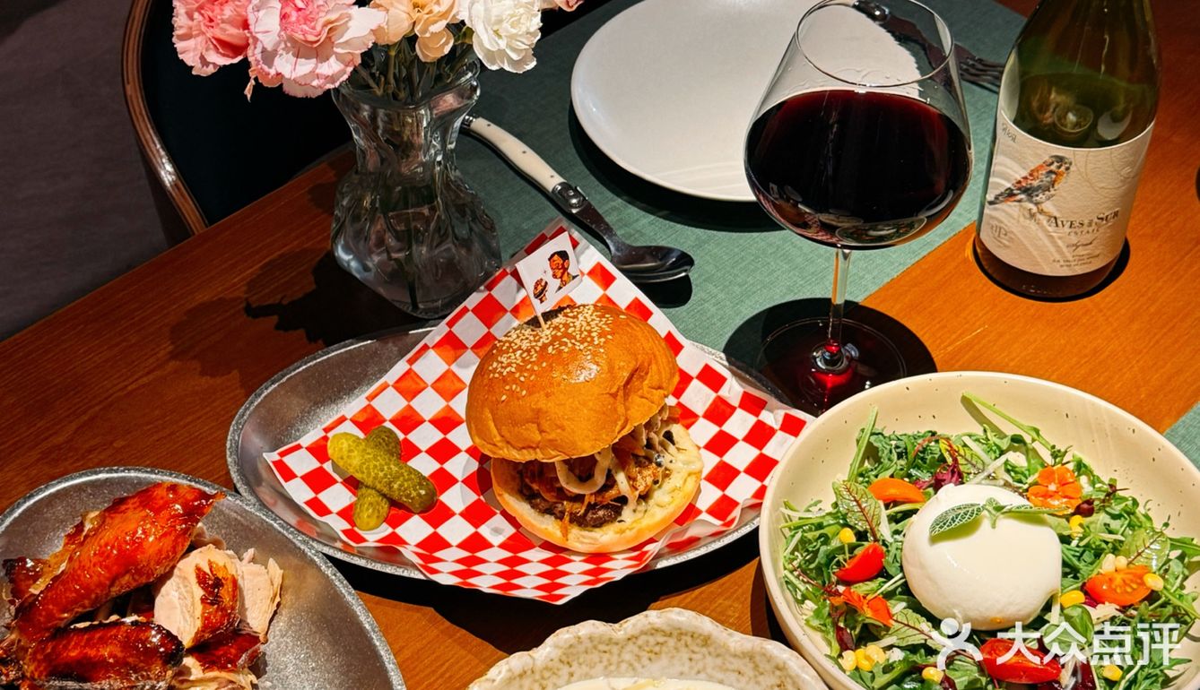 520浪漫西餐厅找到啦，就在双安商场❗