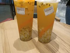 鲜百香双响炮-CoCo都可(东城国贸店)