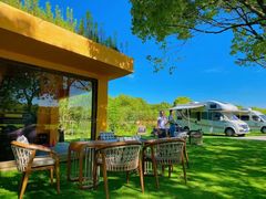 -云晓光头烧烤吧(川沙绿地店)