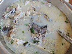 -雪湖煜辰鱼头老店(雪野湖店)