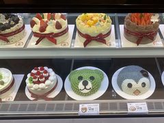 -花花卷卷·鲜食蛋糕(静安久光百货店)