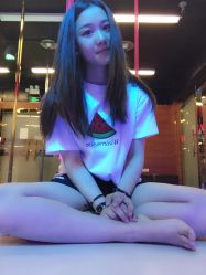 上海轩依钢管舞学校(长寿路总校)-轩依钢管舞