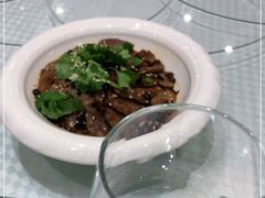 -王朝大酒店徐汇店-地面停车场