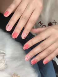 -苏彩·皮肤管理美甲美睫
