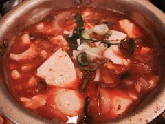 海鲜豆腐锅-金北顺大锅家(신사본점)