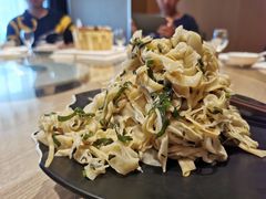 香椿拌笋丝-味莊·青岛菜(云霄路店)
