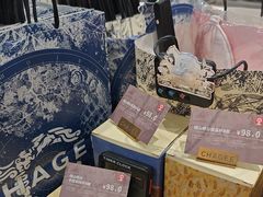 -霸王茶姬(上海静安大悦城店)
