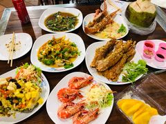 -班赞海鲜市场胖阿姨加工点