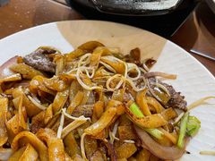 干炒牛河-盏簋品味馆(沙溪店)