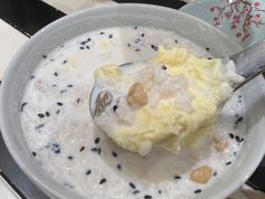 酒酿蛋奶汤-堂屋糖水店(愚园店)