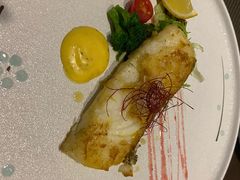 -悦享绿山墙西餐厅