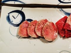 极上厚切牛舌-大牛焱烧·和牛炭火烧放题