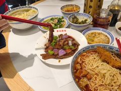 -鲁达面馆本帮风味(共康东路店)