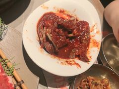 -草家酱蟹炭火烤肉店(珲春南路一店)