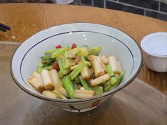 -壹湖两岸·鱼鲜山里菜(东江湖店)