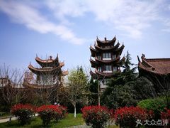 -慈城服务区-停车场