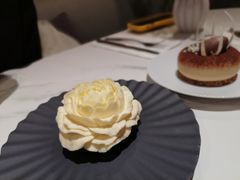 -潮一不贰·法式甜品·生日蛋糕·西式简餐(外滩店)