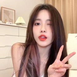 -妃格美发沙龙·烫发·染发