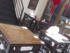-聚汇三少·龙虾·中餐厅(莫邪路新天地店)