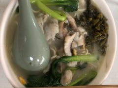 -明呈黄鱼面馆(斜土路店)