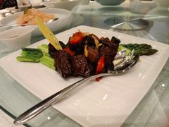 黑金雪花牛肉粒-上海和平饭店龙凤厅 Dragon Phoenix