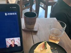 -花仓咖啡(祥安巷店)
