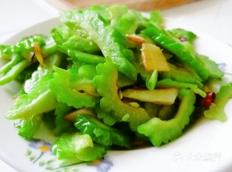可可小厨房一一时令菜：清炒苦瓜