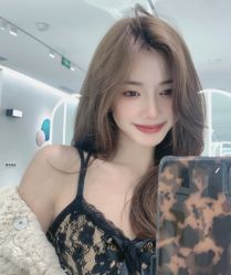 -AYO SALON