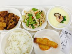 -浦东图书馆读者餐厅