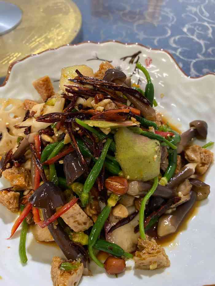 唐店老牌坊土菜馆-"菜的味道做的还可以,服务一般!"-大众点评移动版