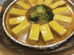 -东方之猪四更烤乳猪(金垦总店)