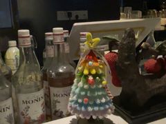 -Mx.cocktail bar