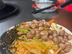 -70後铁锅炖(坡博总店)