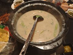 -牛牛和牛海鲜粥底火锅(长虹国际城店)