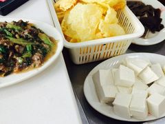 -粤潮牛肉火锅店(江南大道店)